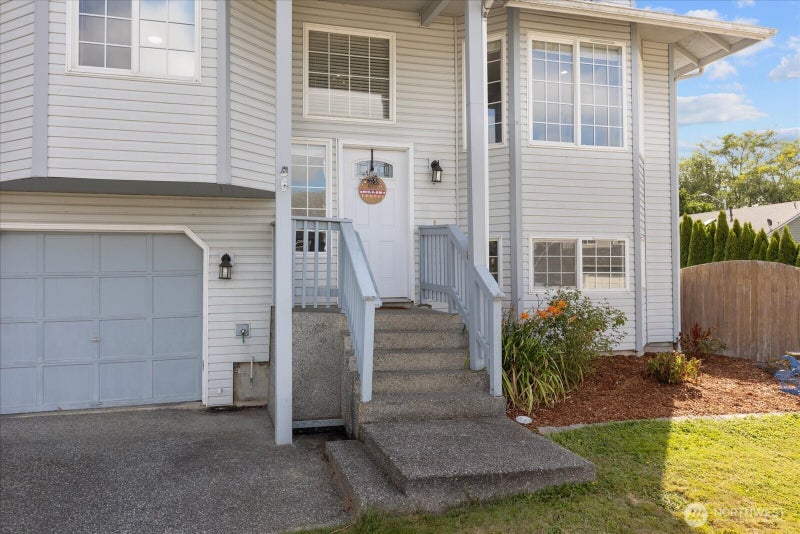 27401 Church Creek Loop NW