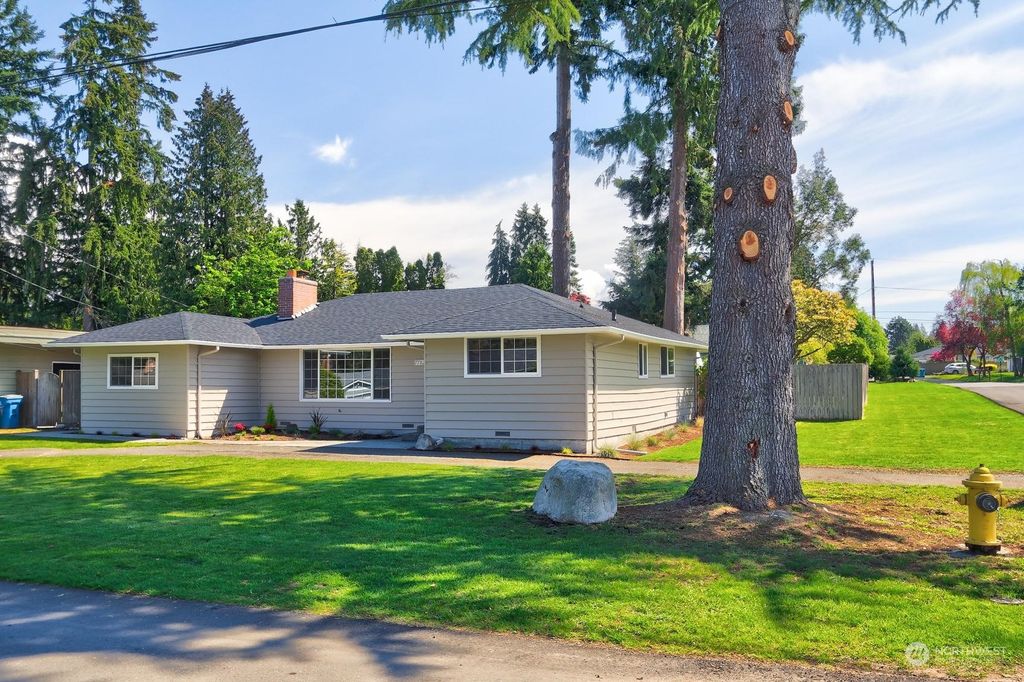 Photo of 7712 193rd Place SW, Edmonds, WA 98026 (MLS # 2065891)