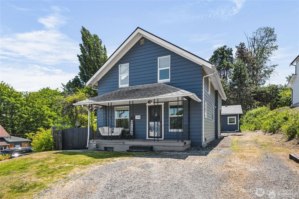 Photo of 1306 E 32nd Street, Tacoma, WA 98404 (MLS # 2472912)