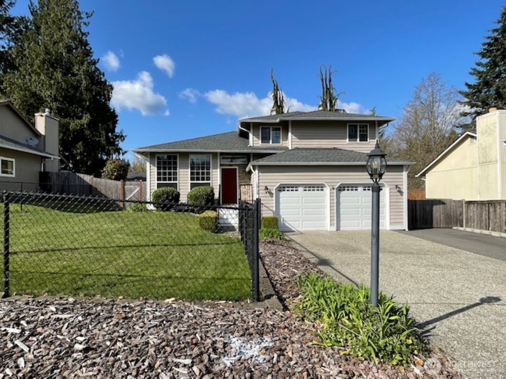 Photo of 16724 SE 251st Place, Covington, WA 98042 (MLS # 2353141)