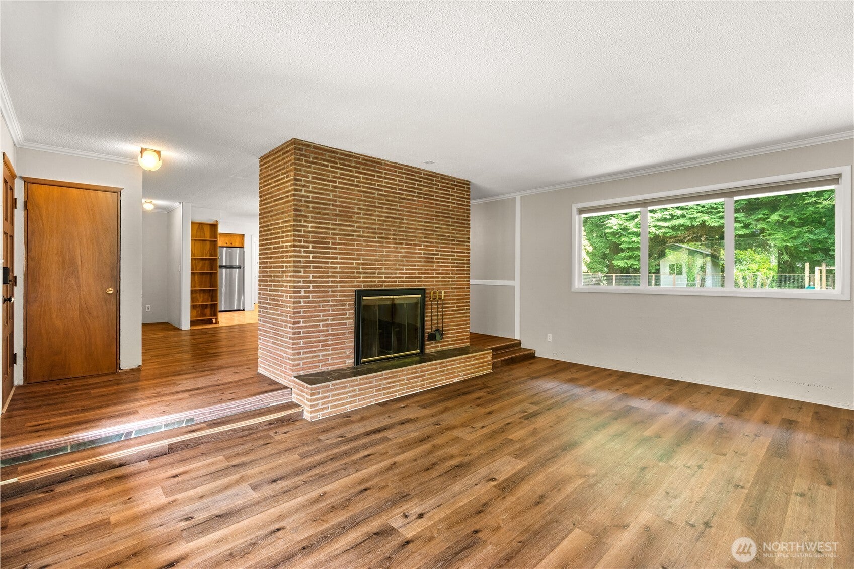 400 Fairway Drive