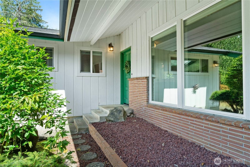 400 Fairway Drive