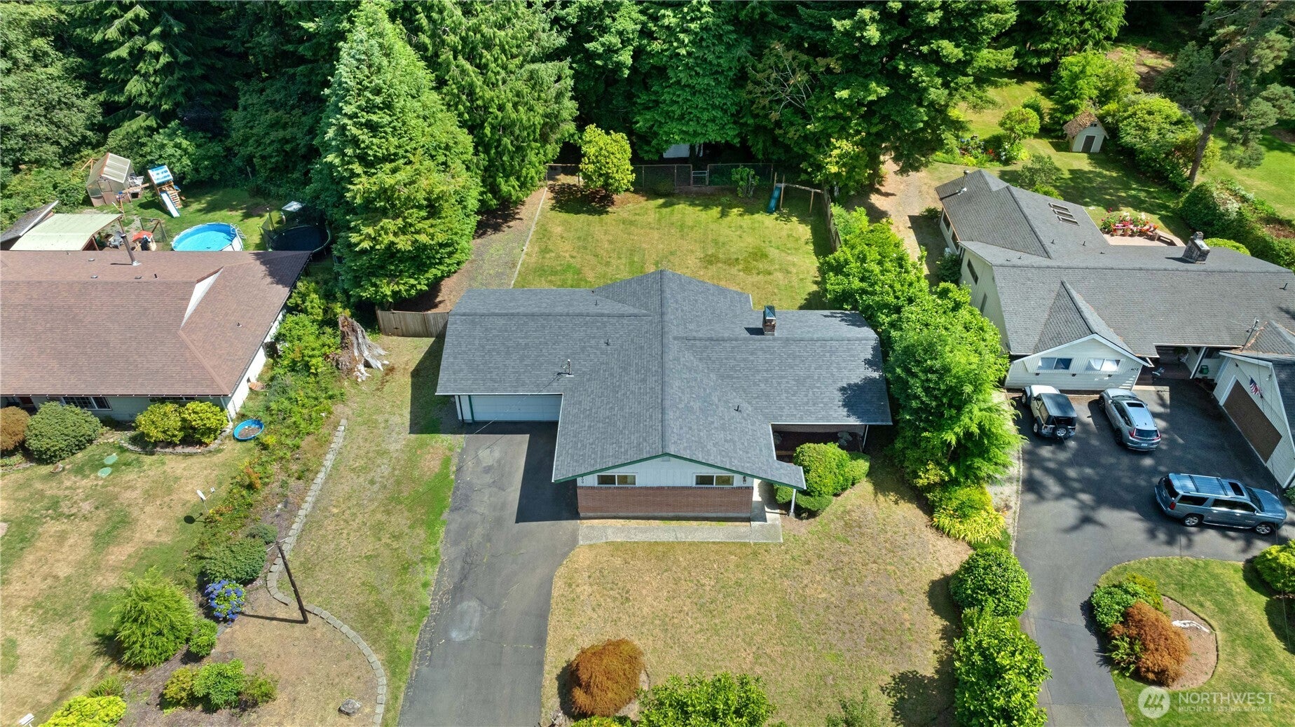 400 Fairway Drive