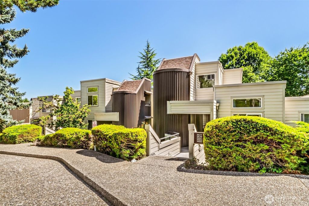 Photo of 7481 Old Redmond Road #421, Redmond, WA 98052 (MLS # 2421384)