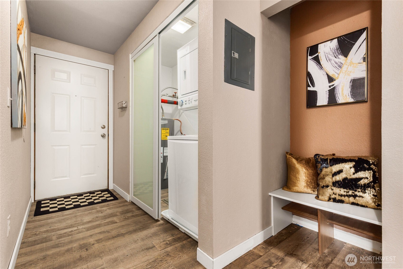 3428 I Street NE S204