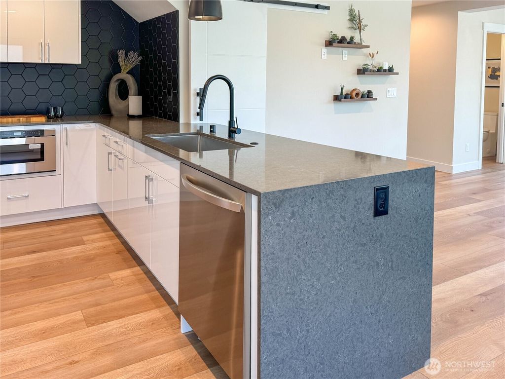 Photo of 6903 42nd Avenue S, Seattle, WA 98118 (MLS # 2396409)