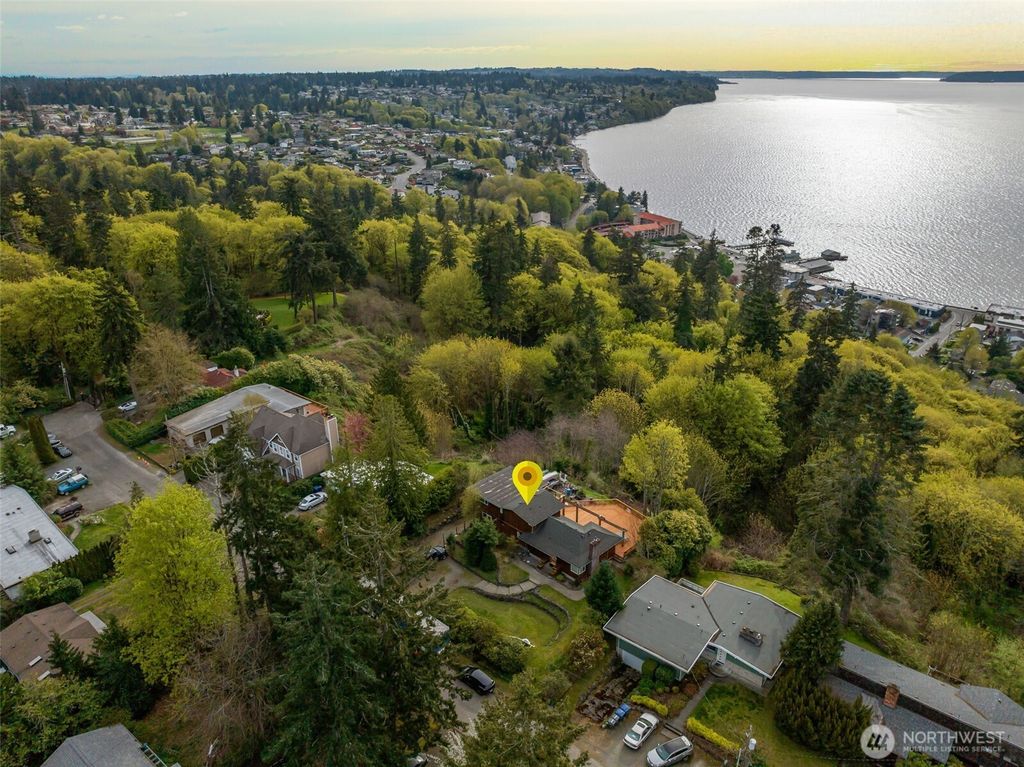 Photo of 28017 13th Avenue S, Des Moines, WA 98198 (MLS # 2483374)