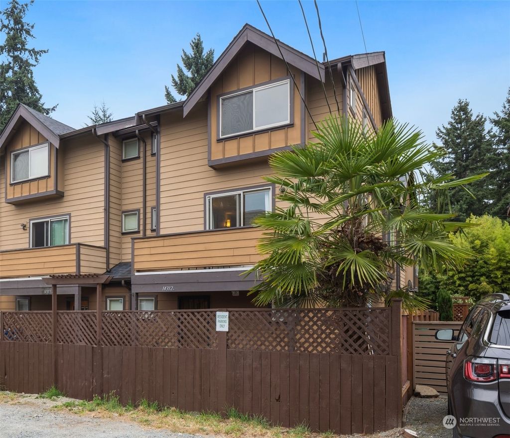 Photo of 14312 Stone Avenue N #A, Seattle, WA 98133 (MLS # 2150539)