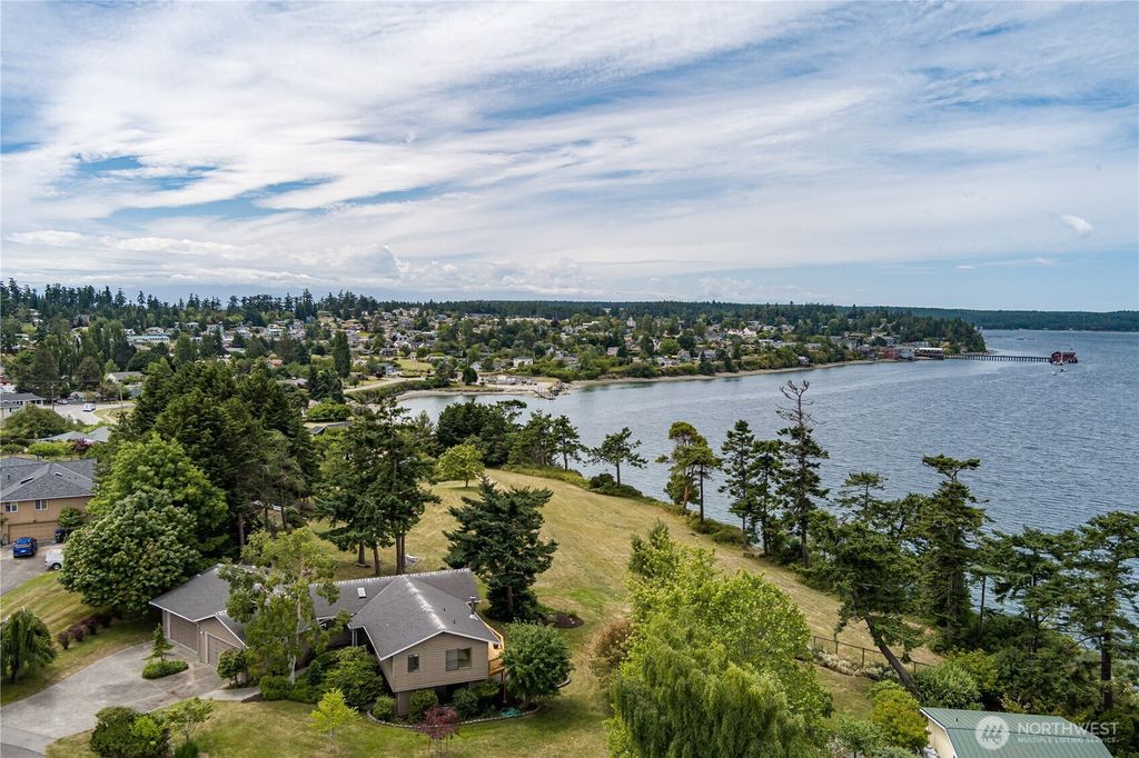 Photo of 1204 Leisure Street, Coupeville, WA 98239 (MLS # 2501621)