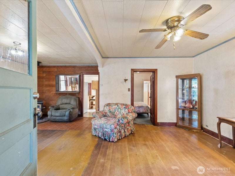 20016 Menzel Lake Road