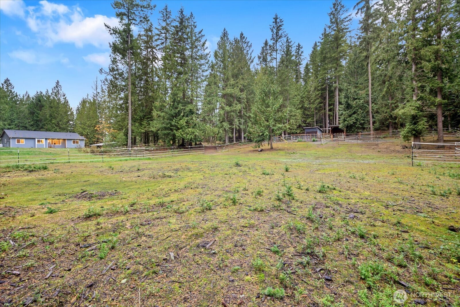 27329 37th Avenue NE