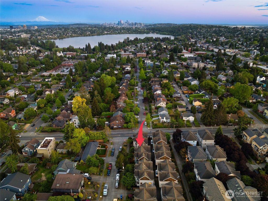 Photo of 8509 A Interlake Avenue N, Seattle, WA 98103 (MLS # 2520973)