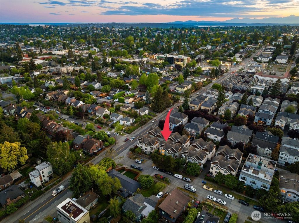 Photo of 8509 A Interlake Avenue N, Seattle, WA 98103 (MLS # 2520973)