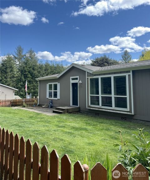Photo of 68 Urych Rd, Raymond, WA 98577 (MLS # 2370455)