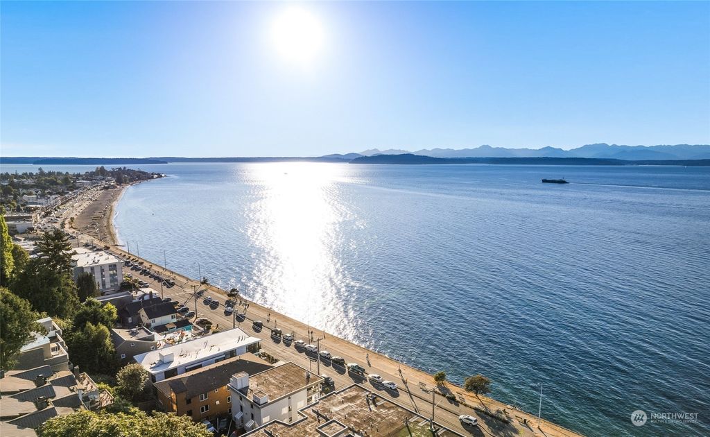 Photo of 2104 Alki Avenue SW #301, Seattle, WA 98116 (MLS # 1998500)