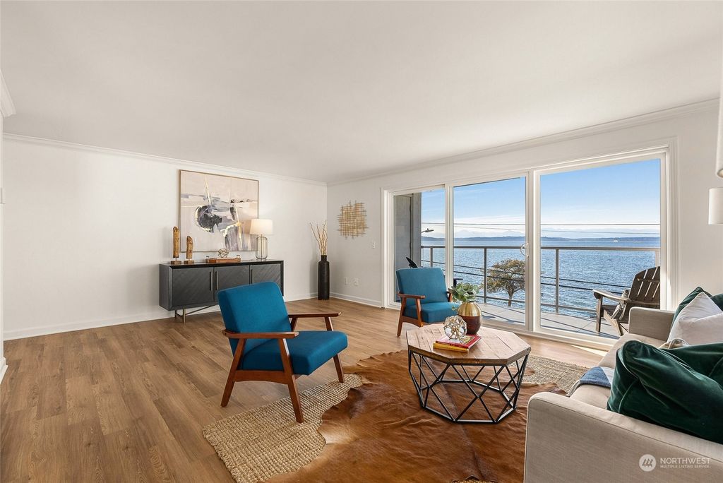 Photo of 2104 Alki Avenue SW #301, Seattle, WA 98116 (MLS # 1998500)