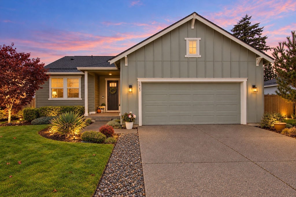 Photo of 3423 Fisk Avenue, Enumclaw, WA 98022 (MLS # 2599463)