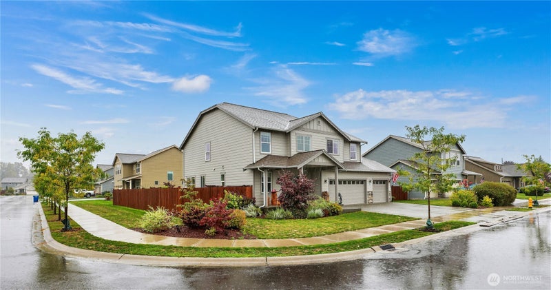 344 Cambridge Loop