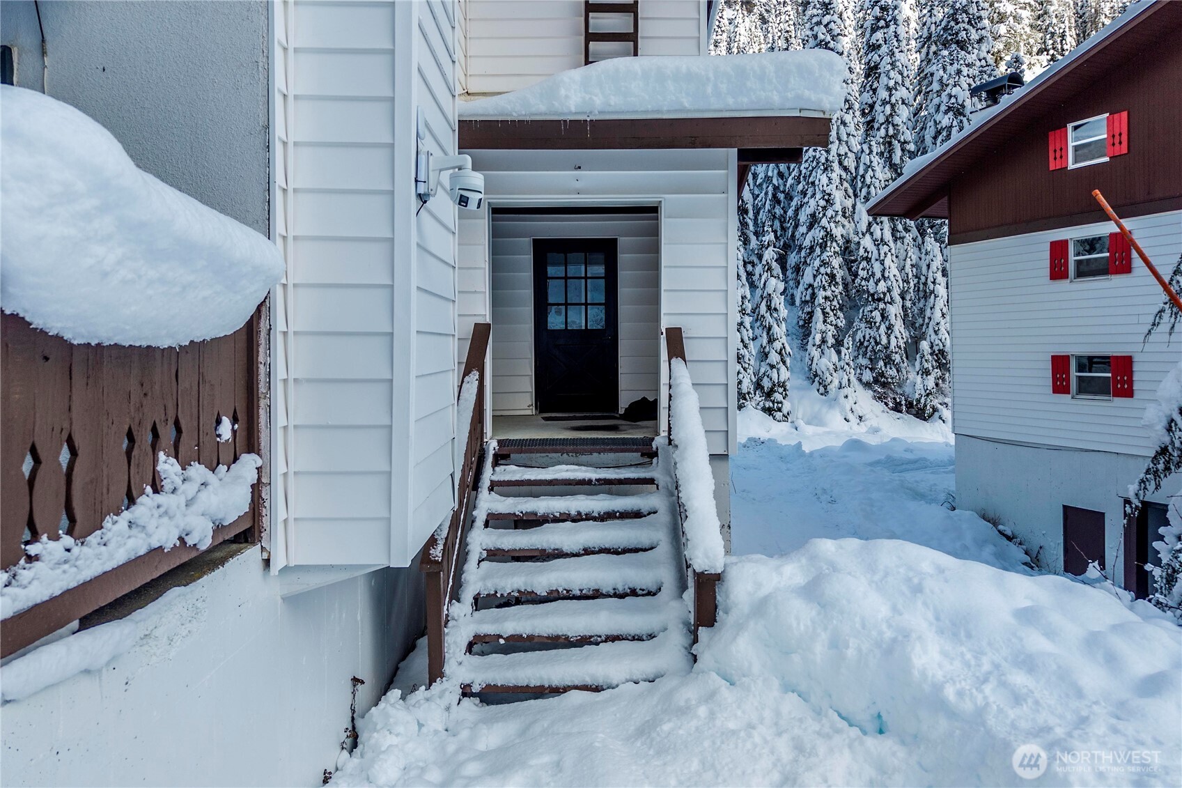 74 Erste Street 1205