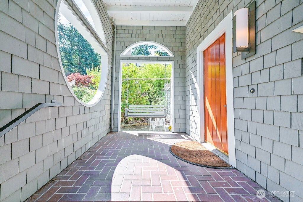 Photo of 2021 Walnut Street, Port Townsend, WA 98368 (MLS # 2570655)