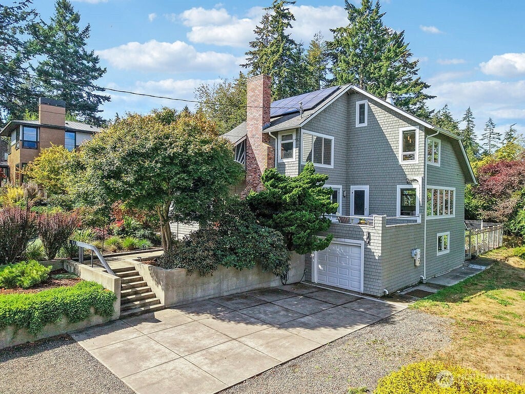 Photo of 2021 Walnut Street, Port Townsend, WA 98368 (MLS # 2570655)