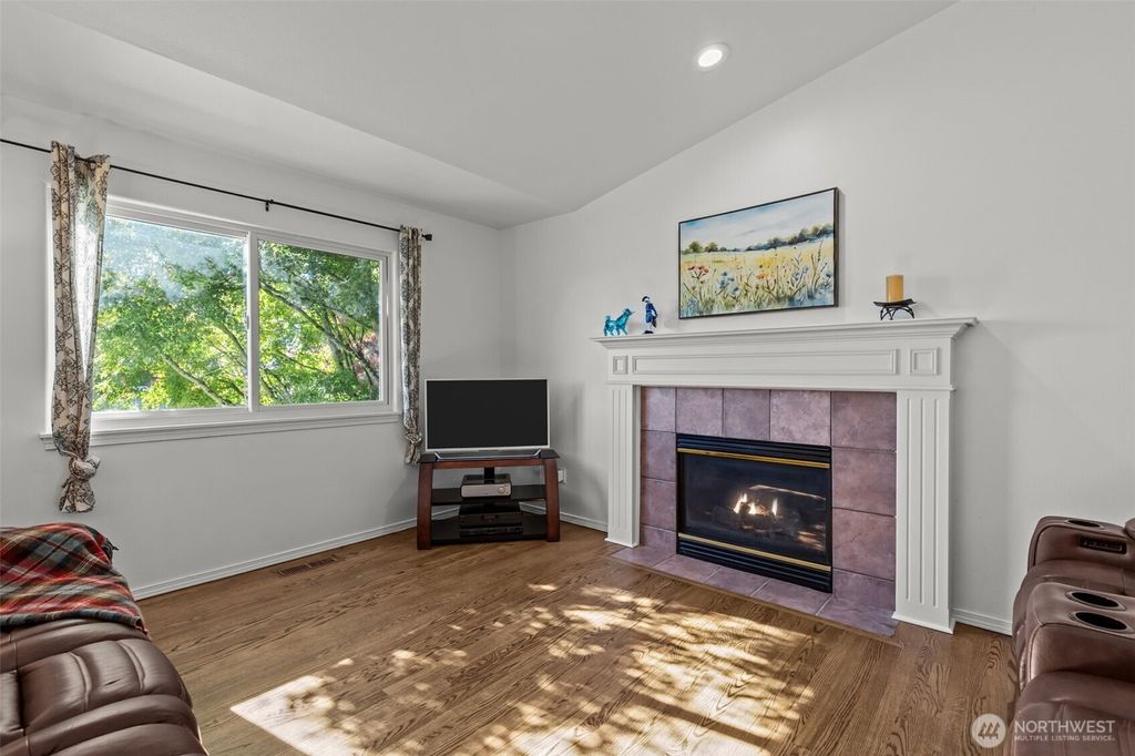 Photo of 2823 151st Place SW, Lynnwood, WA 98087 (MLS # 2441916)