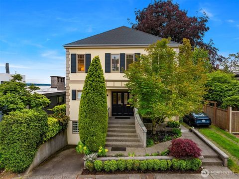 Photo of 525 W Prospect Street #A, Seattle, WA 98119 (MLS # 2475336)