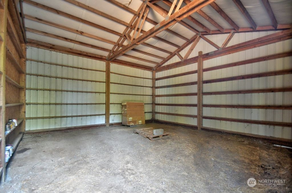 listing image 9362774153487906595