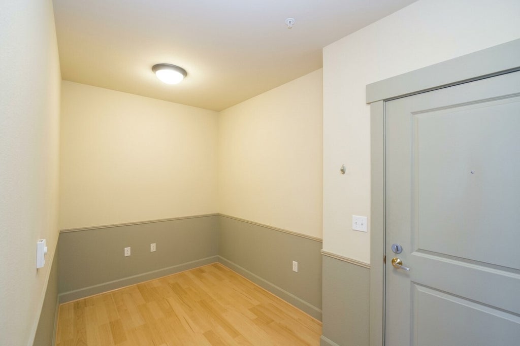 Photo of 1880 25th Avenue NE #404, Issaquah, WA 98027 (MLS # 2598367)