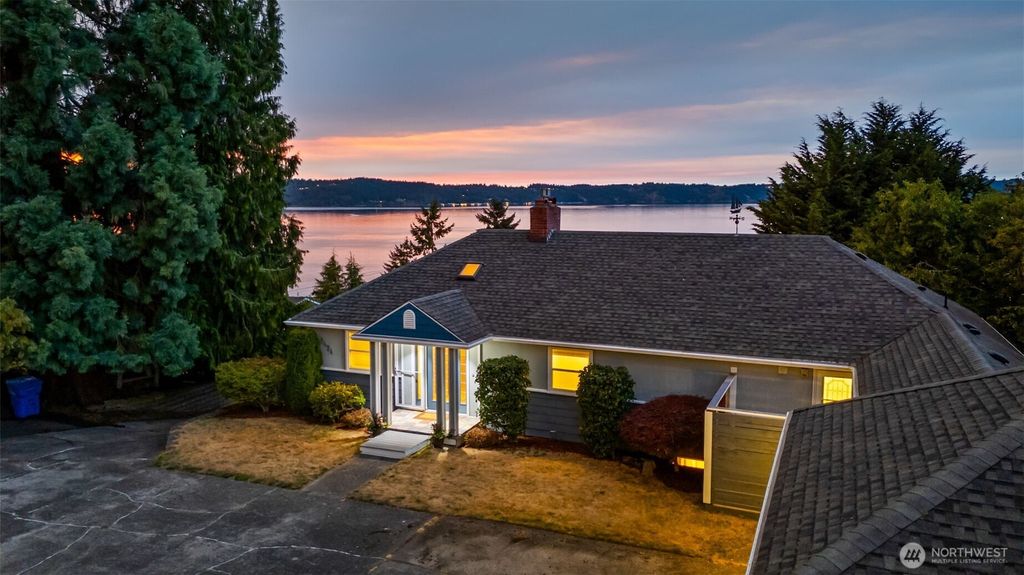 Photo of 8424 East Side Drive NE, Tacoma, WA 98422 (MLS # 2420141)
