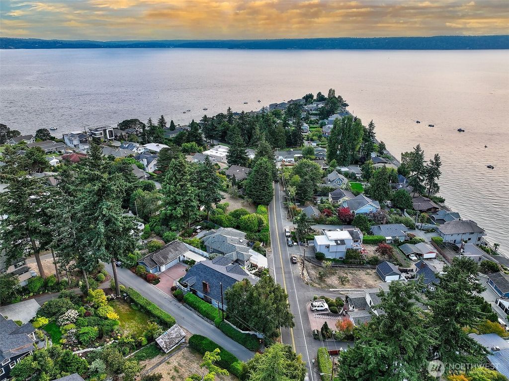 Photo of 16905 35th Avenue SW, Burien, WA 98166 (MLS # 2433570)