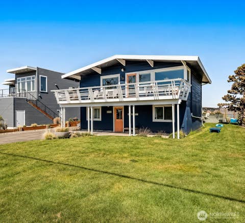 Photo of 2577 Sunlight Beach Road, Clinton, WA 98236 (MLS # 2561783)