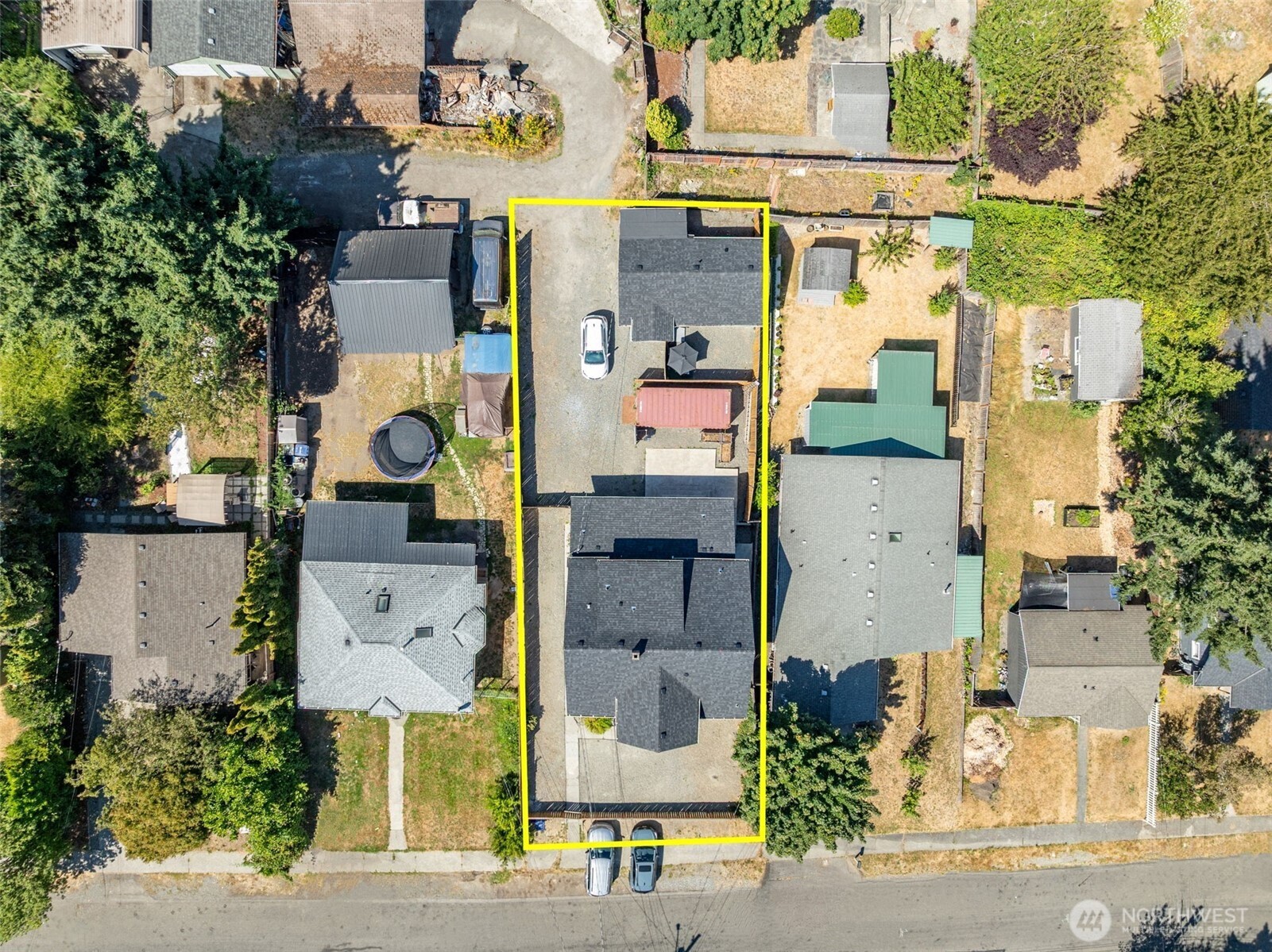 1027 E 47th Street