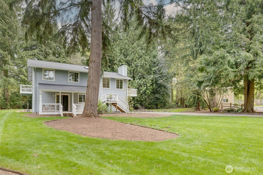 Photo of 13811 235th Street SE, Snohomish, WA 98296 (MLS # 2367184)