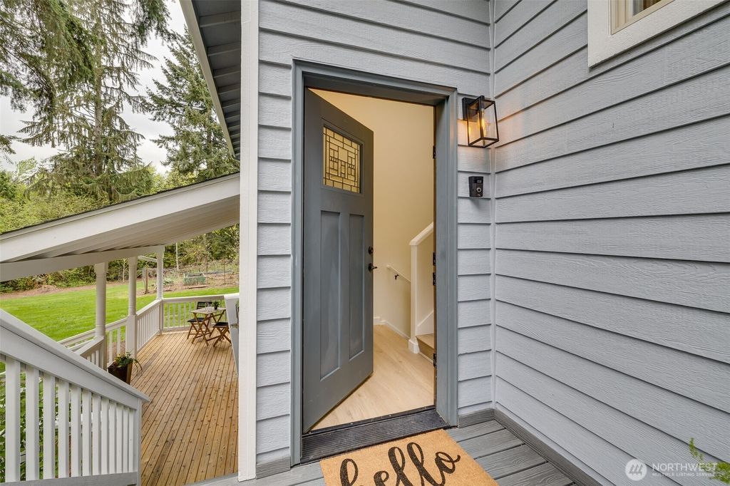 Photo of 13811 235th Street SE, Snohomish, WA 98296 (MLS # 2367184)