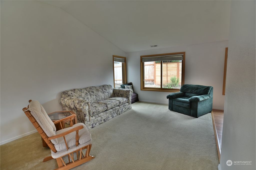 Photo of 25824 117th Place SE, Kent, WA 98030 (MLS # 2271307)