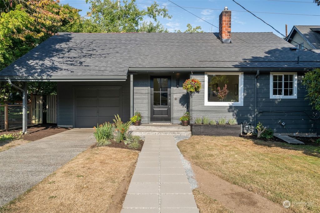Photo of 9036 Evanston Avenue N, Seattle, WA 98103 (MLS # 2273463)