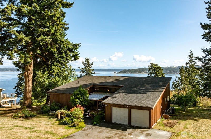 3363 Greenbank Drive