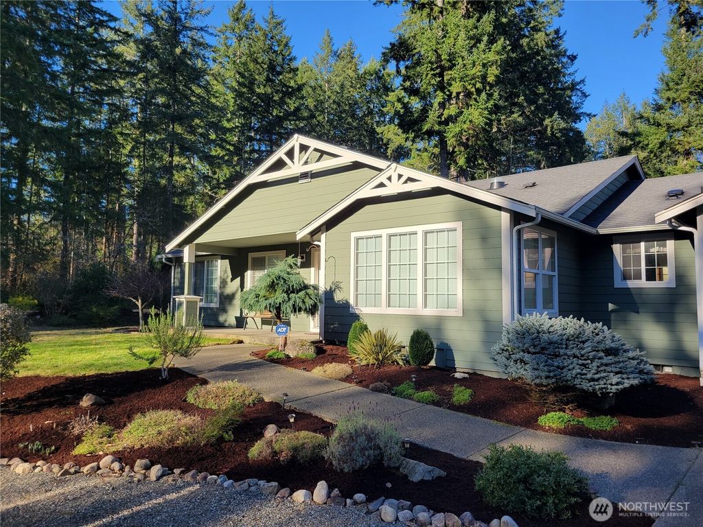 Photo of 8715 148th Street NW, Gig Harbor, WA 98329 (MLS # 2465345)
