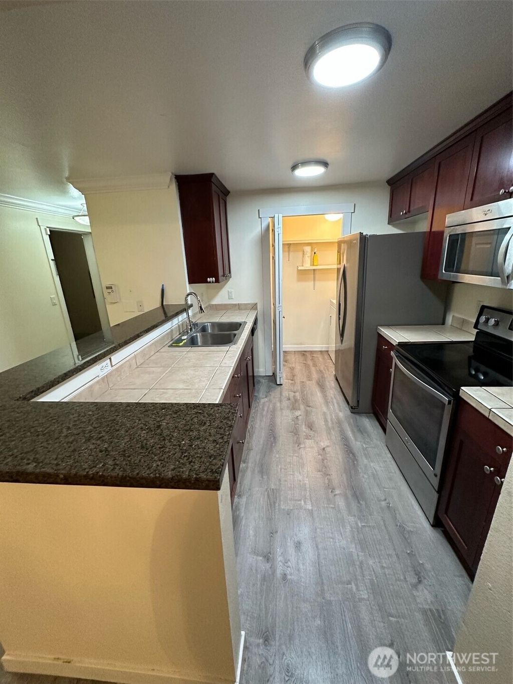 Photo of 28704 18th Avenue S #V202, Federal Way, WA 98003 (MLS # 2489367)