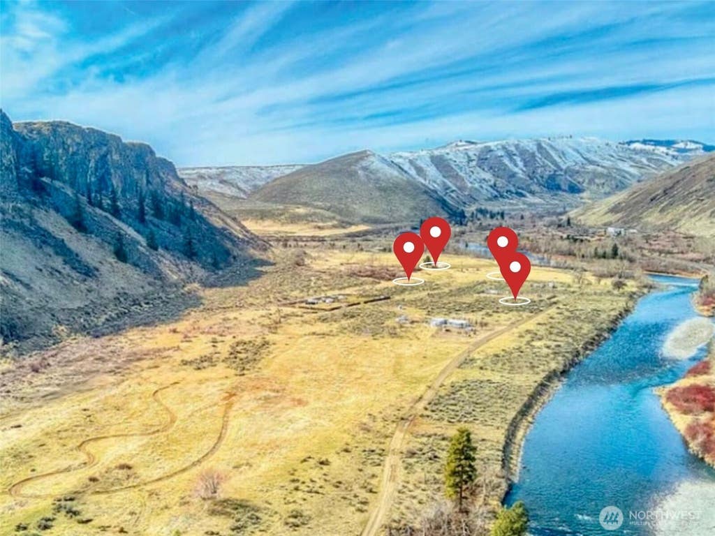 Photo of 342 Lake Naches Road, Naches, WA 98937 (MLS # 2570826)