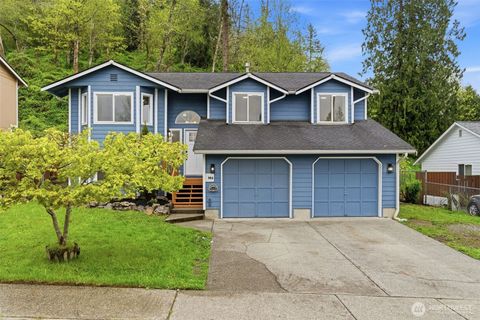 Photo of 904 Fir Avenue, Sultan, WA 98294 (MLS # 2511460)