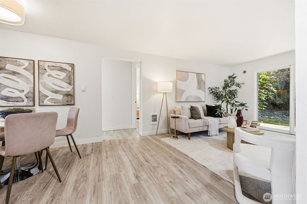 Photo of 14222 NE 181st Place #N101, Woodinville, WA 98072 (MLS # 2487285)