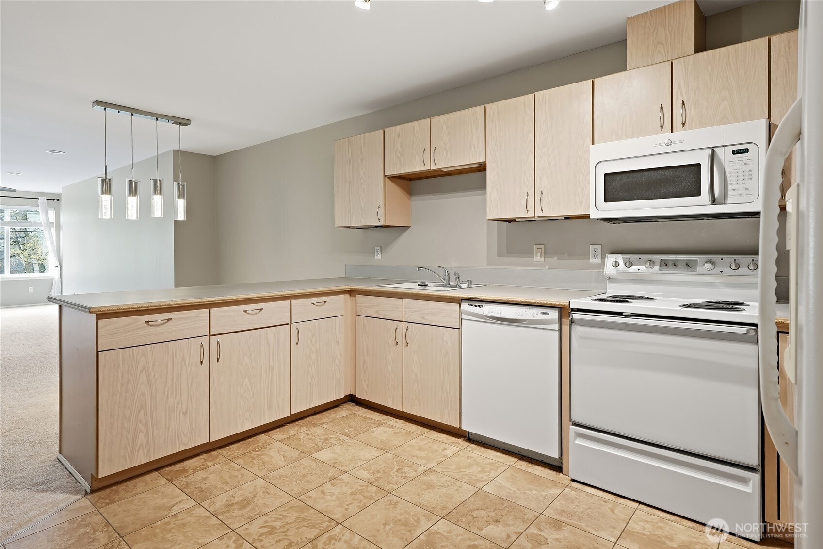 18210 73rd Avenue NE 201