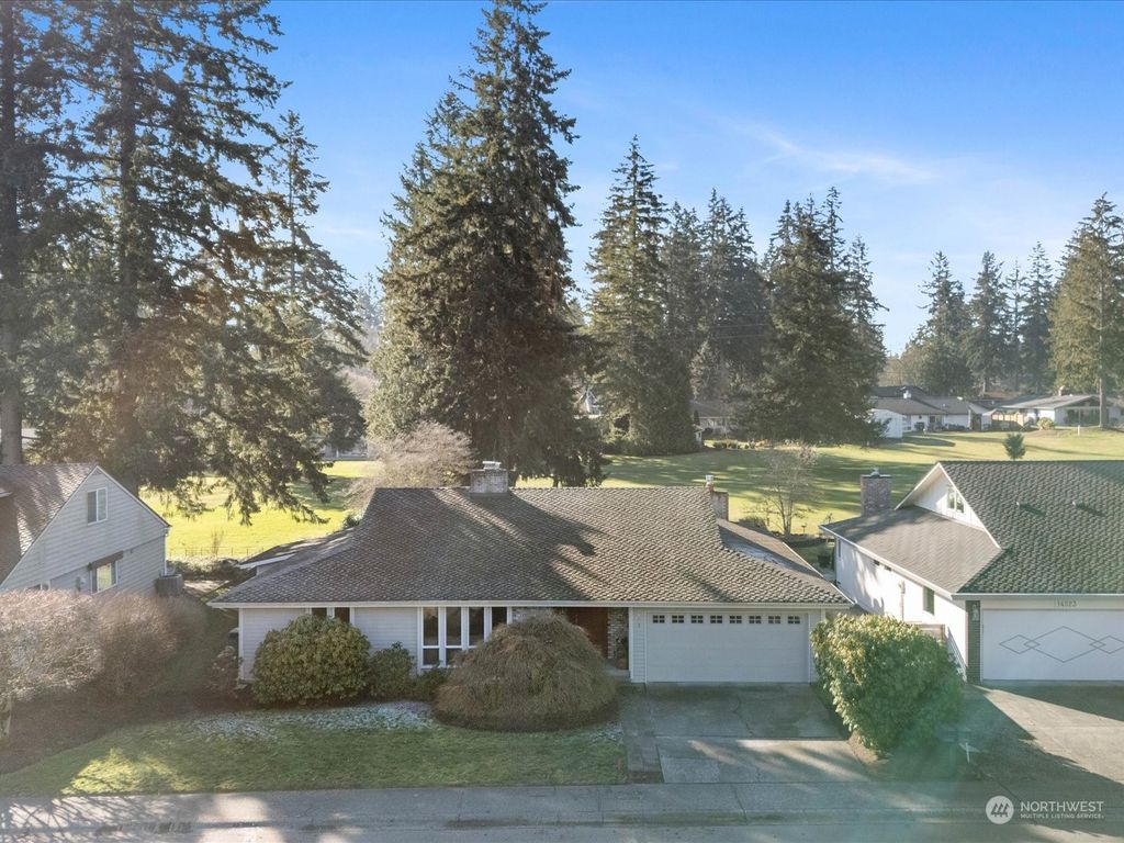Photo of 14529 SE Fairwood Boulevard, Renton, WA 98058 (MLS # 2326867)
