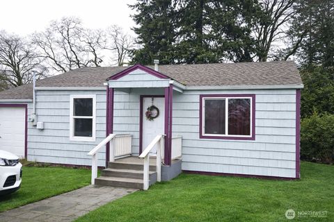 Photo of 8309 Maple Street SW, Lakewood, WA 98498 (MLS # 2464613)