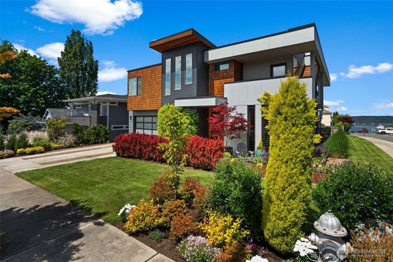 5101 N 49th Street