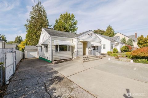 Photo of 1543 High Avenue, Bremerton, WA 98337 (MLS # 2446967)