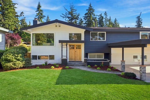 Photo of 15237 NE 3rd Street, Bellevue, WA 98007 (MLS # 2596010)