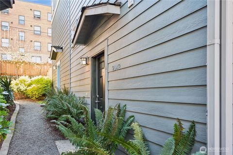 Photo of 2042 Franklin Avenue E #A, Seattle, WA 98102 (MLS # 2503907)